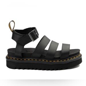 Size 9 platform Doc Martens in great shape